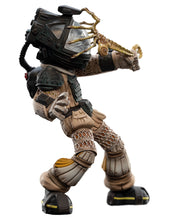 MINI EPICS ALIEN FACEHUGGER VINYL FIG