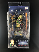 ALIEN VS PREDATOR: REQUIEM - BATTLE DAMAGED PREDATOR (UNMASKED)