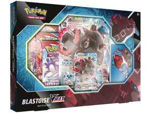 Pokémon TCG: Venusaur VMAX or Blastoise VMAX Battle Box